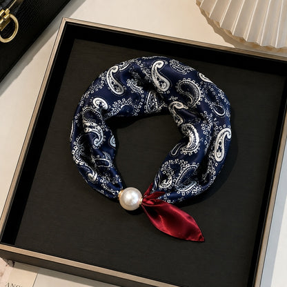 Effortless Glamour: Pop-On PearI Necklace Scarf