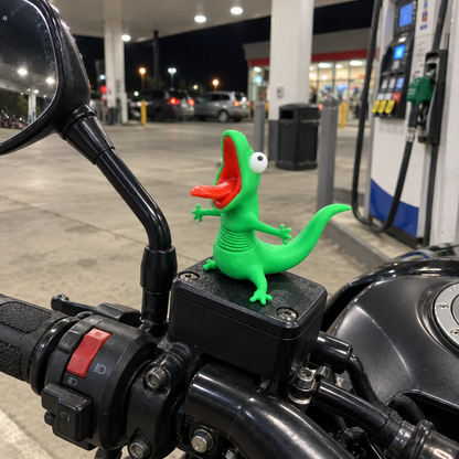 🦎🏍️ Wobbly Riding Buddy – Fun Lizard Car & Motorcycle Dashboard Decor 🎉
